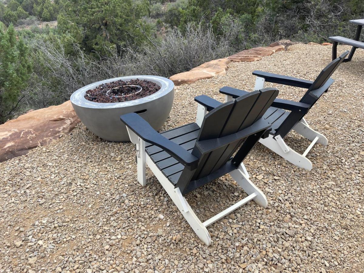 Canyon Rim Domes - A Luxury Glamping Experience!! Monticello Ngoại thất bức ảnh
